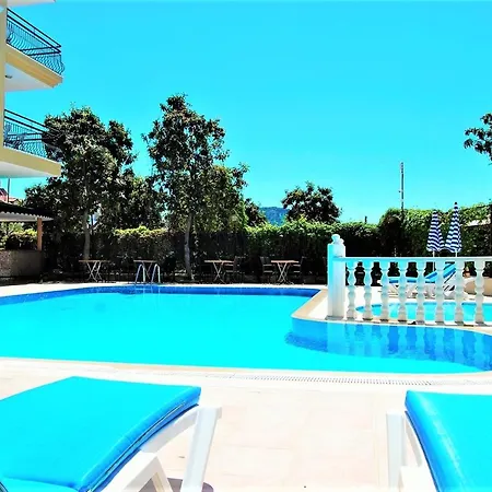 アパート Select Two Bedroom With Pool Kitchen アランヤ